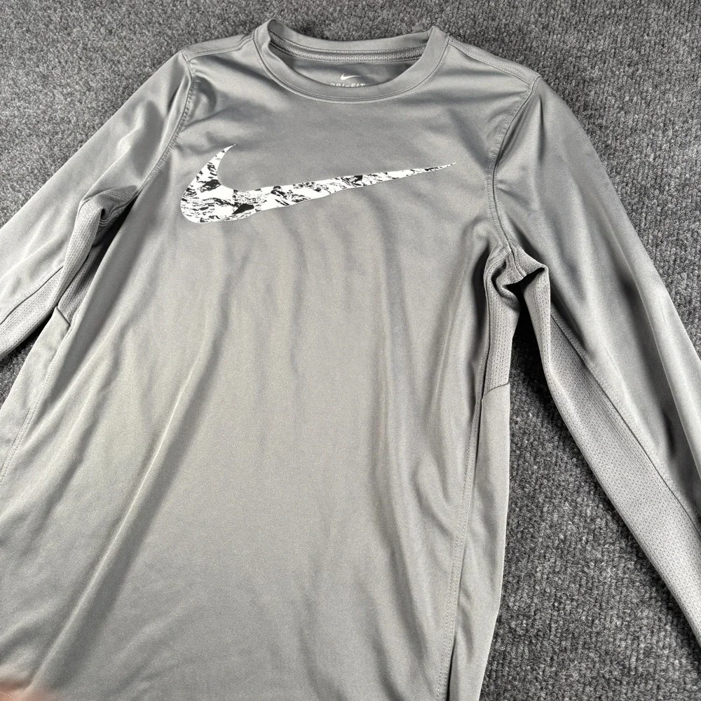 Nike Dri Fit Athletic Shirt Mens Large Gray Crew Neck Big Swoosh Logo Running